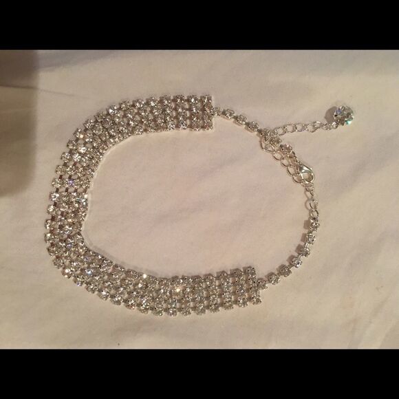Adjustable Crystal Necklace  - Picture 2 of 3